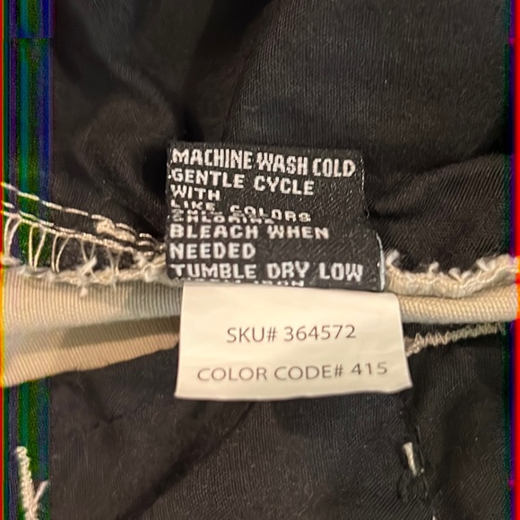 Men’s RSQ Longer Khaki Chino Shorts - Picture 6 of 8